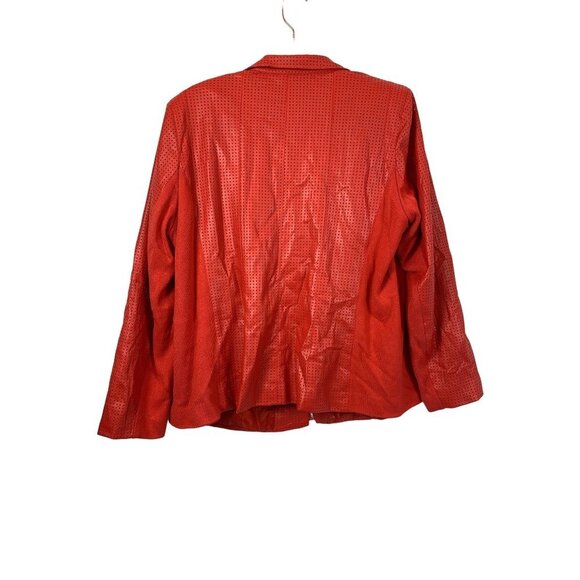 Peter Nygard Women’s Robbing Red Jacket - Picture 2 of 6